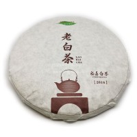 Лао Бай Ча (Cостаренный белый чай из Фудина), блин 350 гр, 2016 г.